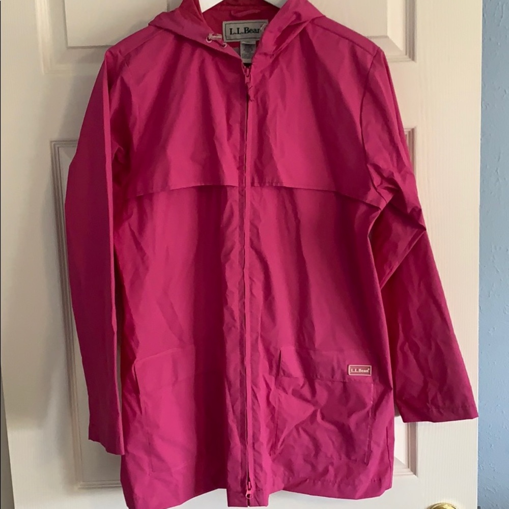 Classic L.L. Bean Vintage Pink Raincoat Medium